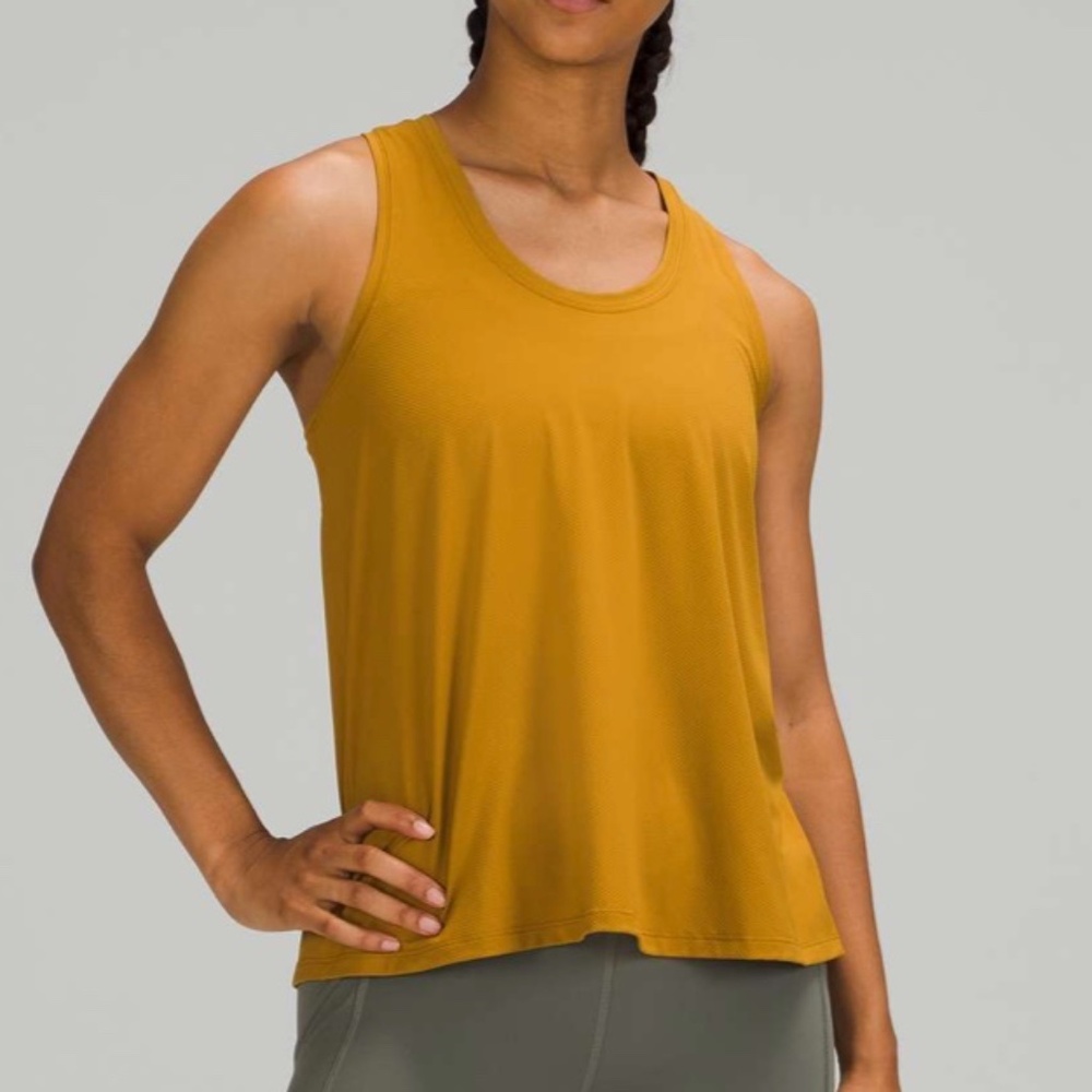Lululemon Essential Tank Top *Train Gold Spice Size 6